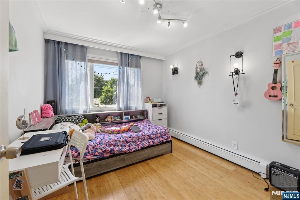 29-07 Fair Lawn Avenue, Fair Lawn, New Jersey, 07410, USA, 4 Bedrooms Bedrooms, ,4 BathroomsBathrooms,Residential,For Sale,29-07 Fair Lawn Avenue,26016016