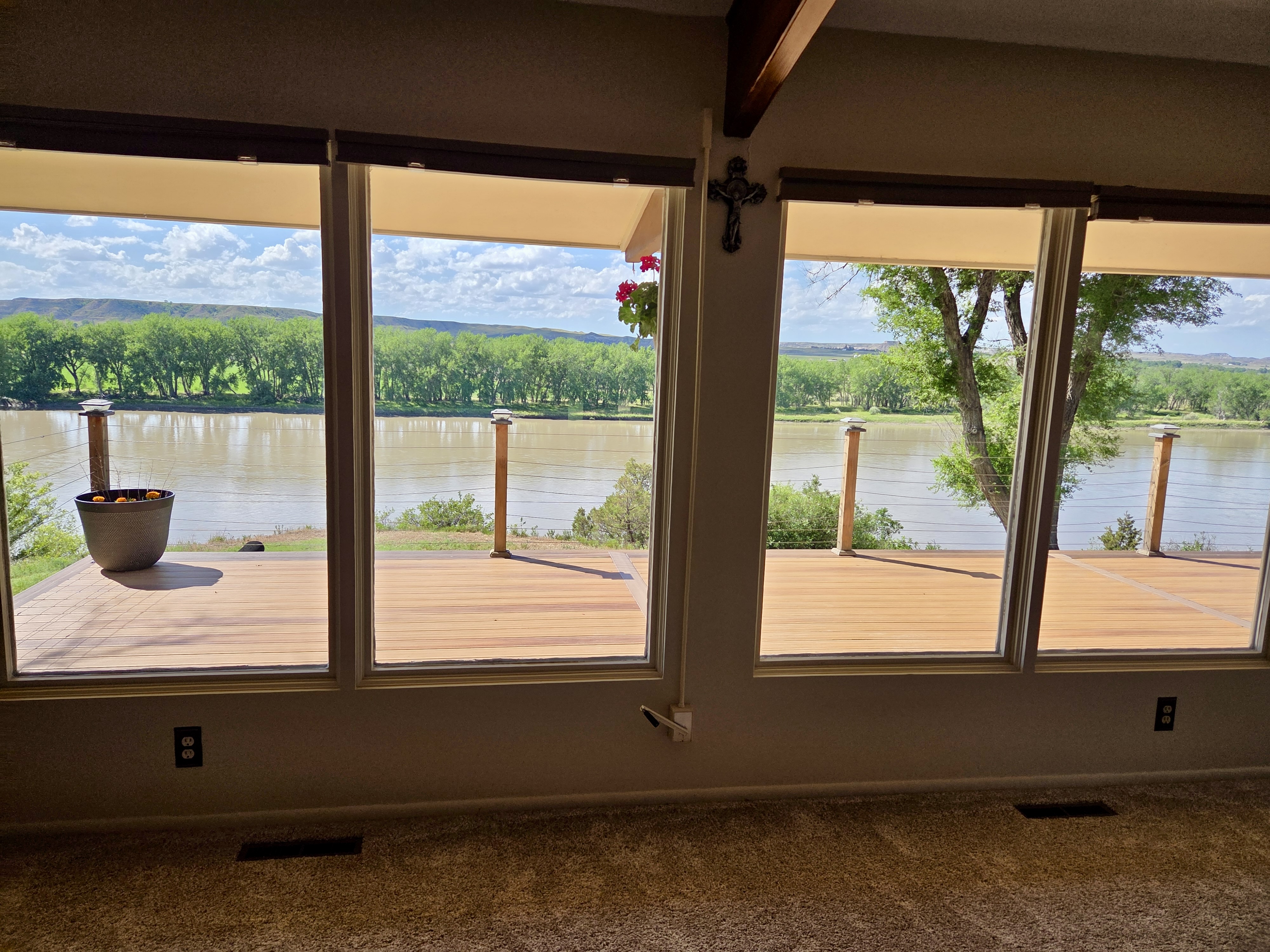 2 2 Fairgrounds Road, Glendive, Montana, 59330, USA, 3 Bedrooms Bedrooms, ,3 BathroomsBathrooms,Residential,For Sale,2 Fairgrounds Road,409049