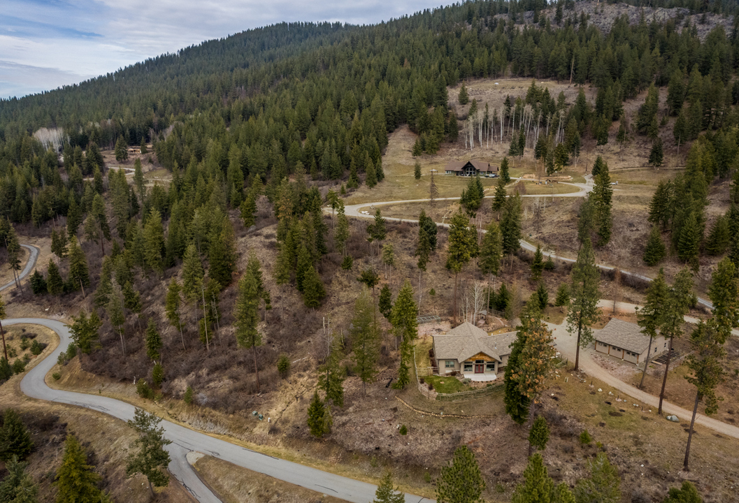 427 427 Wood Duck Lane, Bonners Ferry, Idaho, 83805, USA, 3 Bedrooms Bedrooms, ,2 BathroomsBathrooms,Residential,For Sale,427 Wood Duck Lane,cc178308-f014-4d2e-ac5a-8c284a