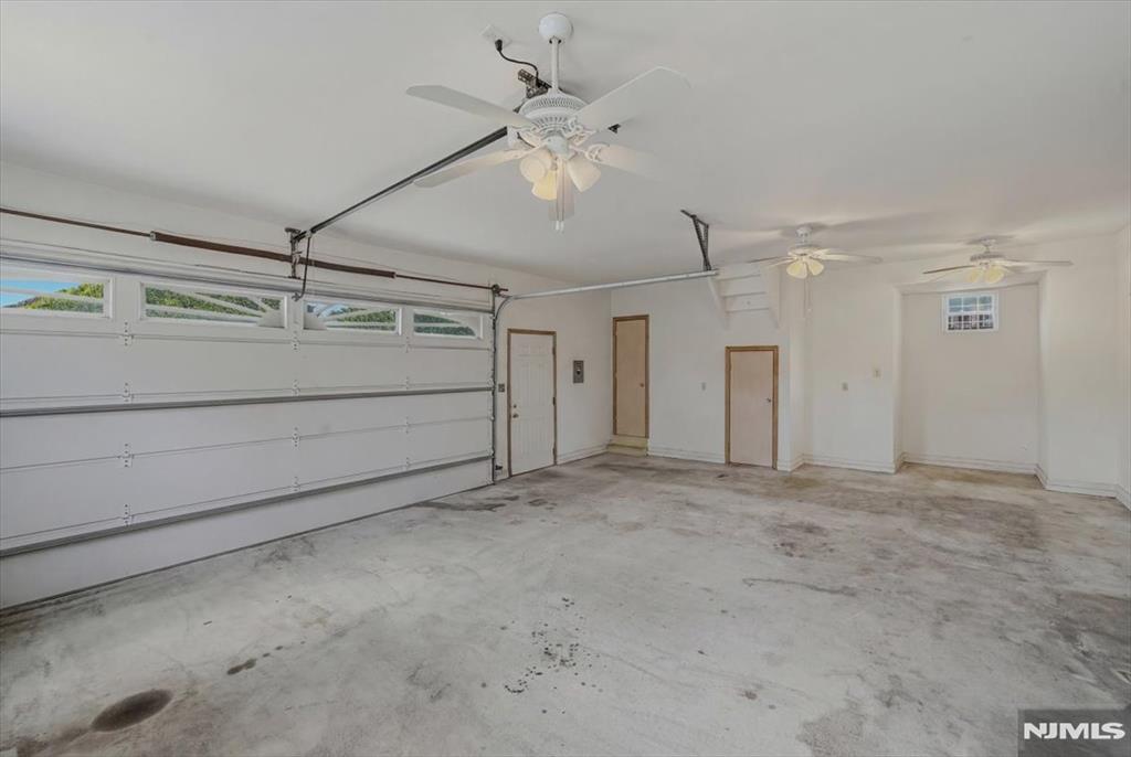 85 85 Stewart, Kearny, New Jersey, 07032, USA, 3 Bedrooms Bedrooms, ,3 BathroomsBathrooms,Residential,For Sale,85 Stewart,26021909
