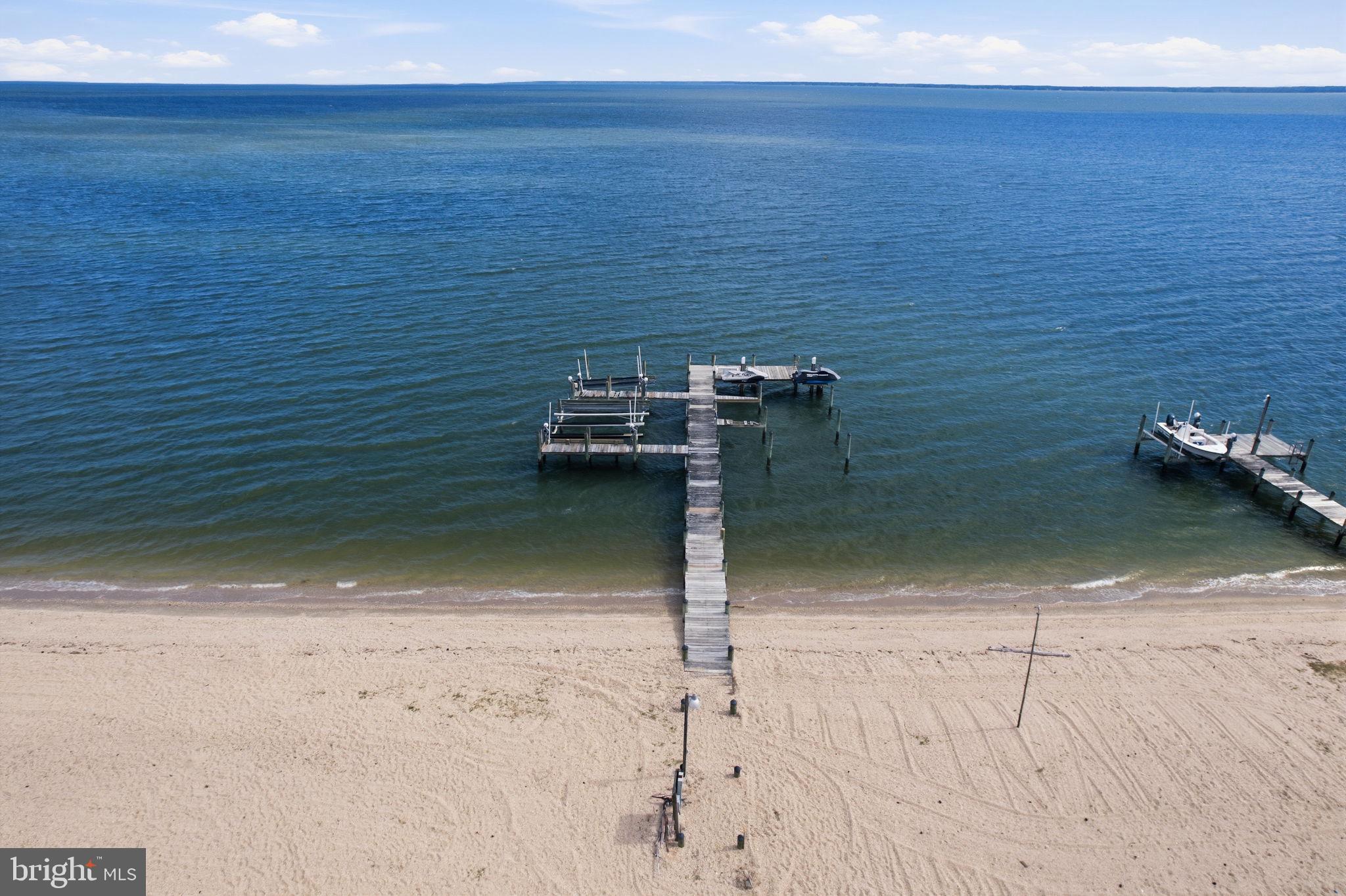 Enjoy effortless waterfront living in Southern Maryland from this prem – image 26