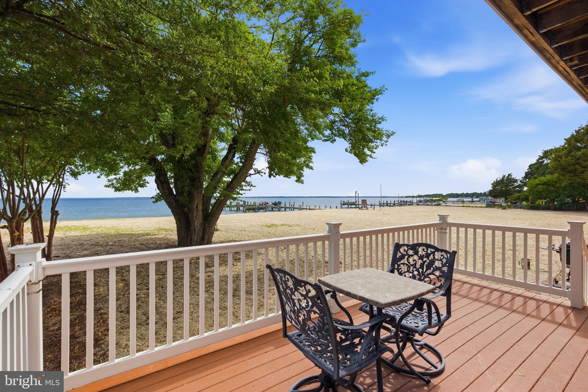 Enjoy effortless waterfront living in Southern Maryland from this prem – image 23