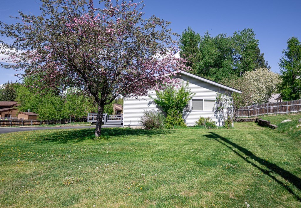 1605 1605 Lawrence Drive, McCall, Idaho, 83638, USA, 3 Bedrooms Bedrooms, ,1 BathroomBathrooms,Residential,For Sale,1605 Lawrence Drive,873d3972-1379-420d-9f20-d03e7d