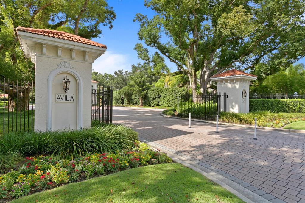 This spectacular custom executive home is situated in Avila, Tampa Bay – image 45