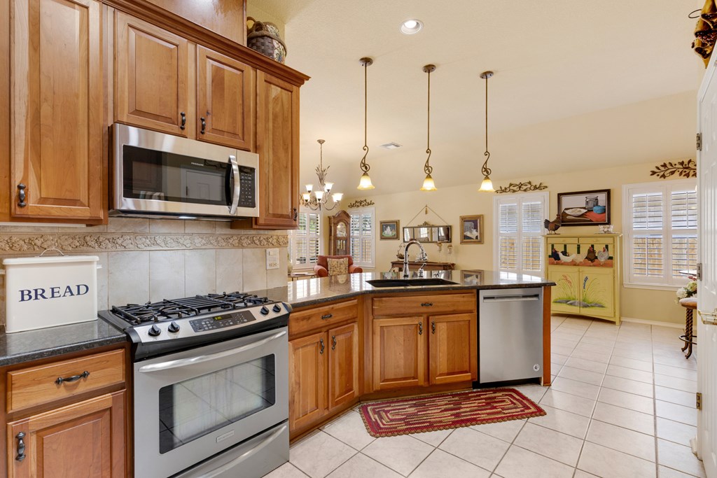 This is the Colorado floor plan. One of the largest homes in HHC. Heri – image 15