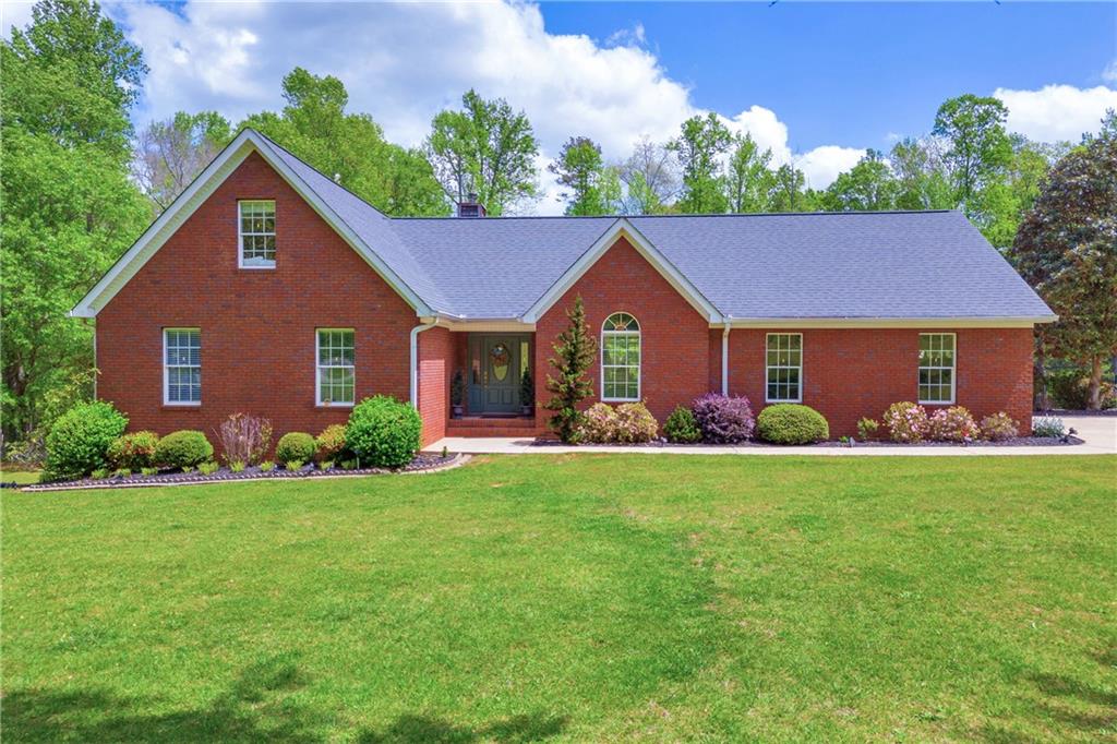 6200 6200 Bent Tree Cove, Murrayville, Georgia, 30564, USA, 5 Bedrooms Bedrooms, ,4 BathroomsBathrooms,Residential,For Sale,6200 Bent Tree Cove,7747079