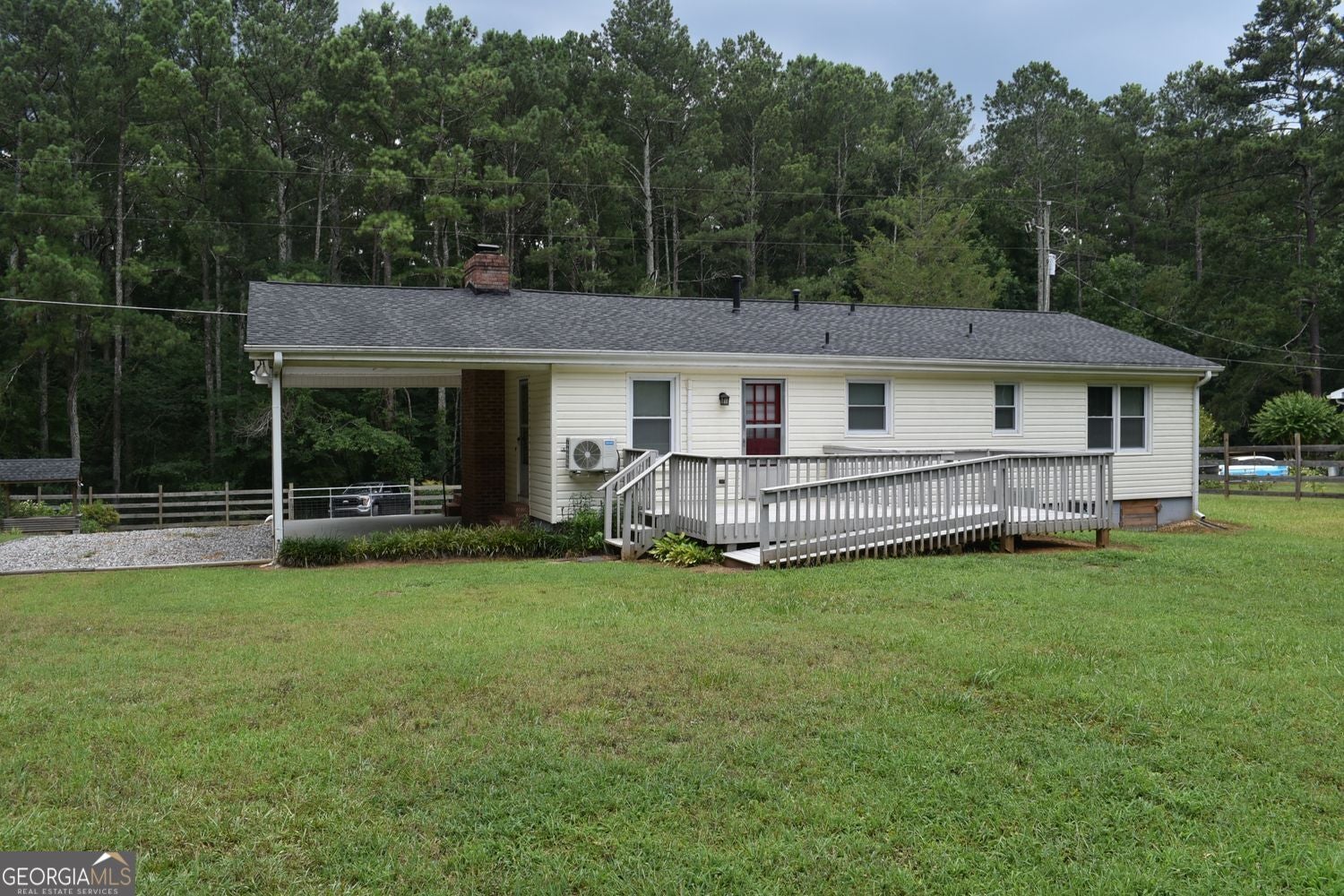 One plus acre in Milton! Purchase this ranch home that is located in c – image 2