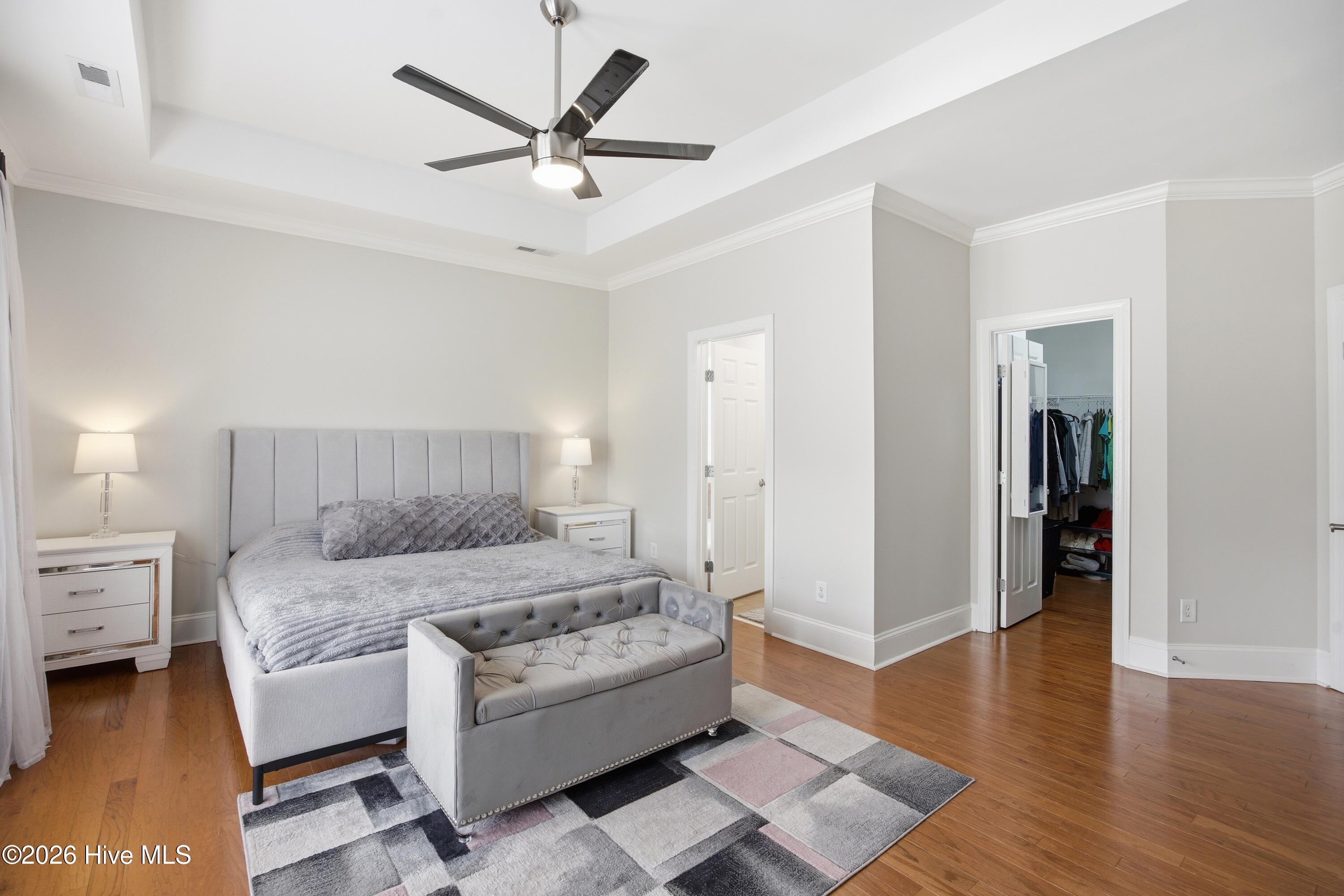 Welcome to this beautifully updated brick home featuring 4 bedrooms an – image 22