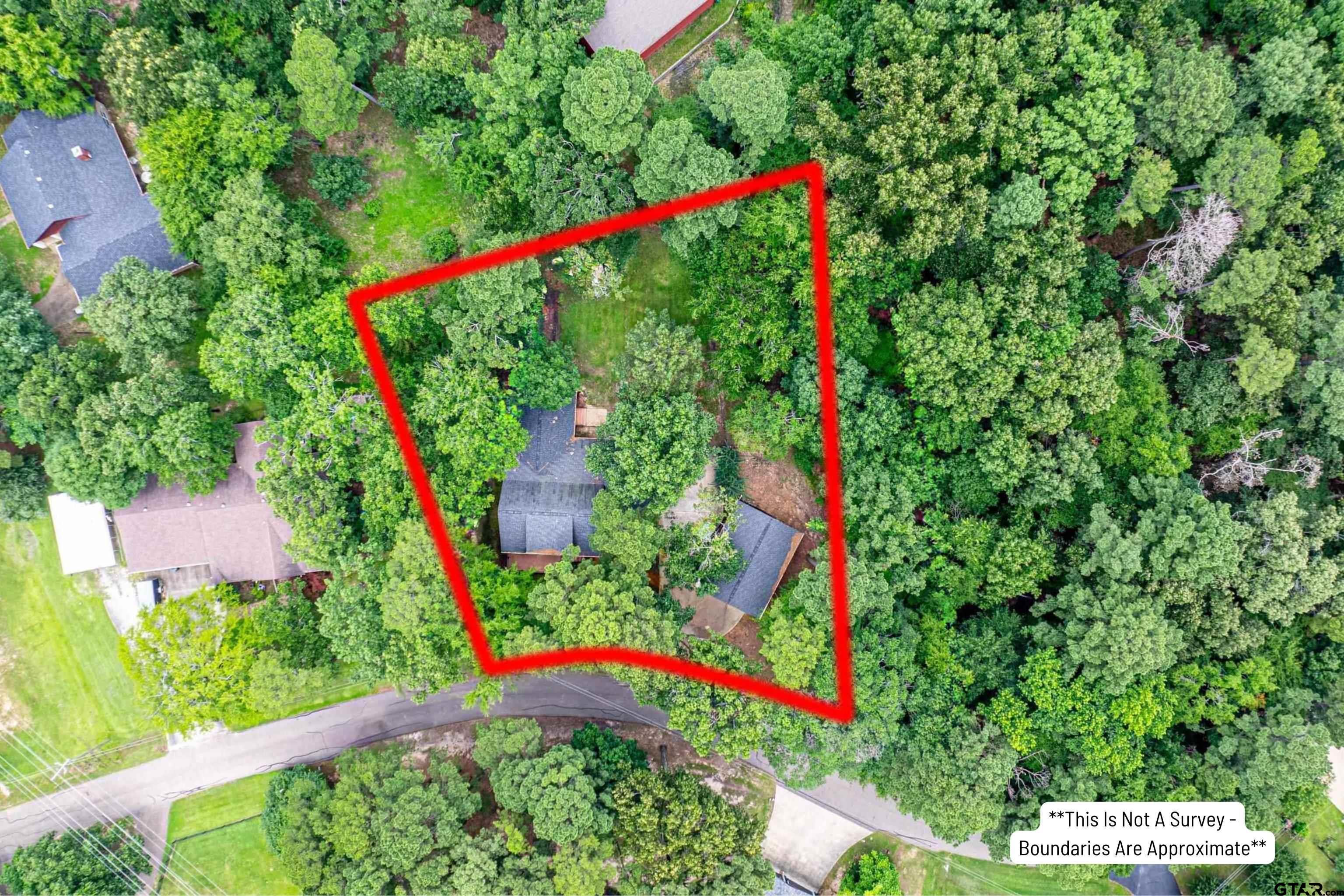 Located in the sought-after Tall Tree subdivision just across the stre – image 40