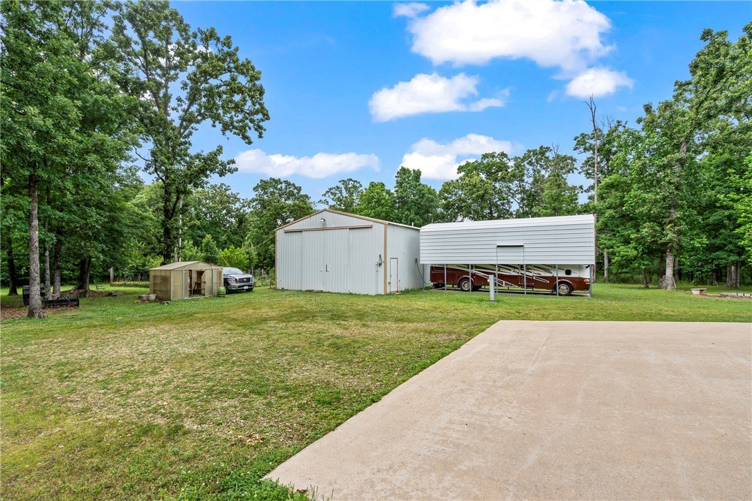 From Hwy 412, go south on Hwy 59, turn right on Brooks Road, follow ro – image 38