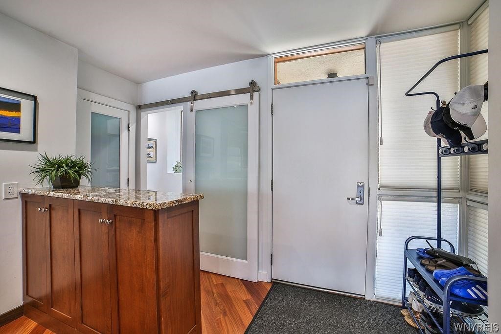 Location, location, location! Fantastic waterfront Rivermist townhome – image 5