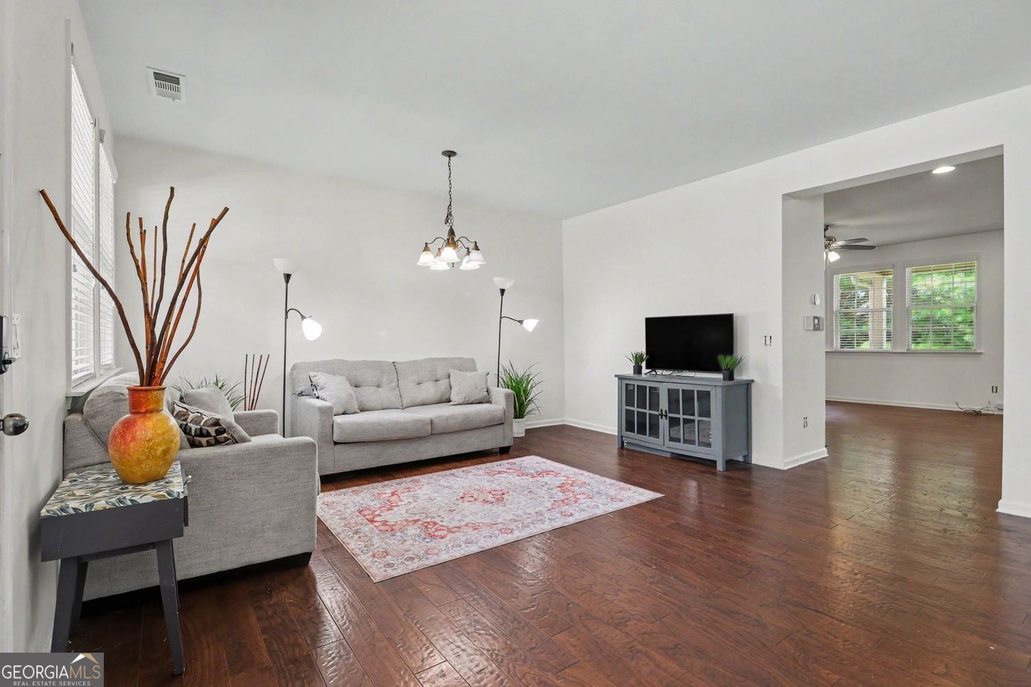 Up to $20,000 in Seller-Paid Incentives! Discover exceptional space, f – image 8