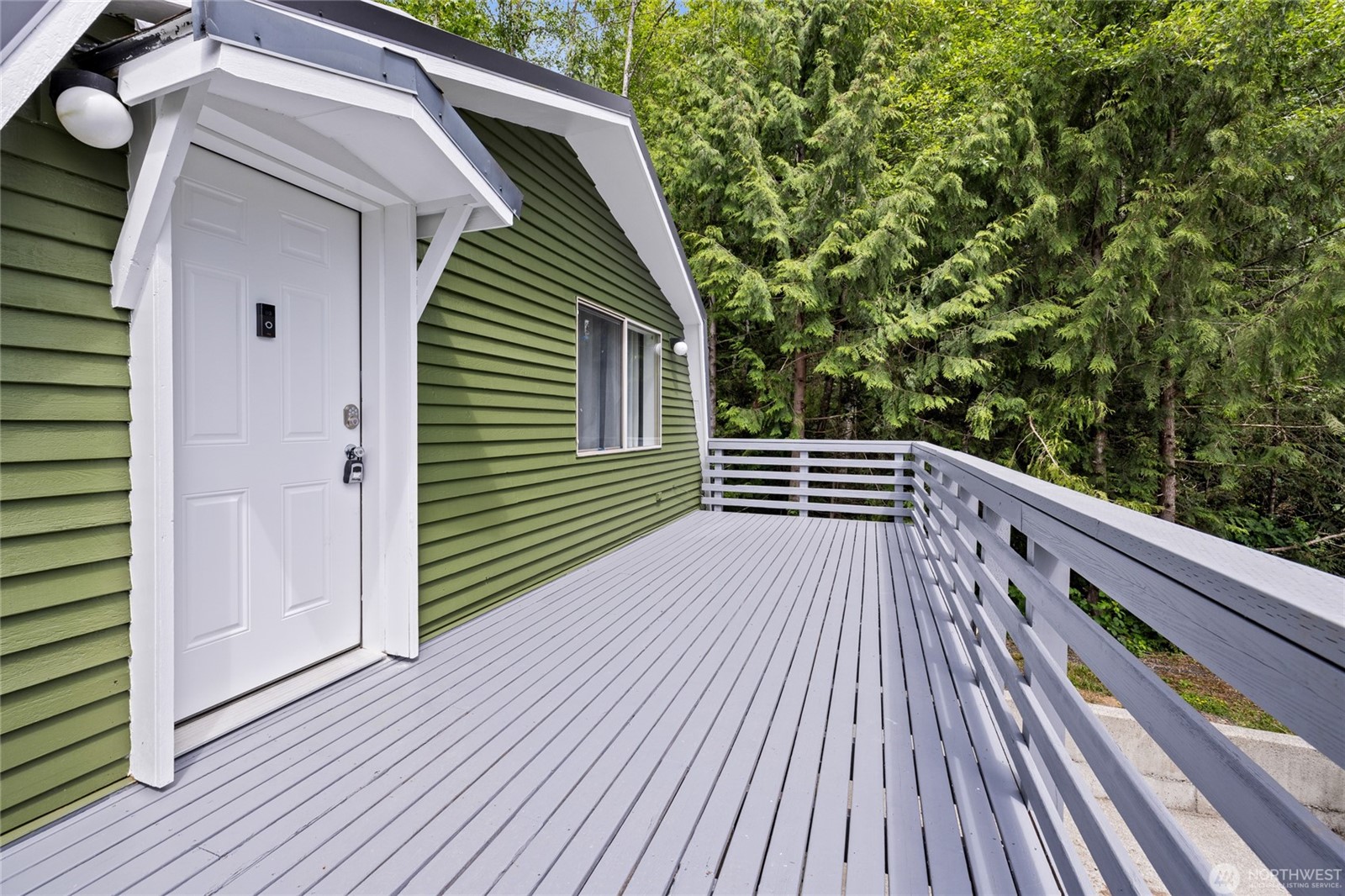Rare opportunity to enjoy space, flexibility, and income potential on – image 25