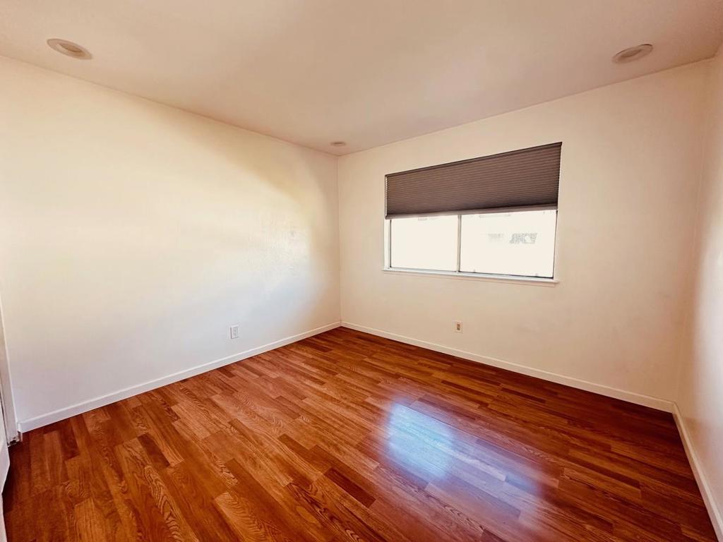 Who Wouldnt Want to live in desirable Capitola Knolls Community! Nestl – image 15