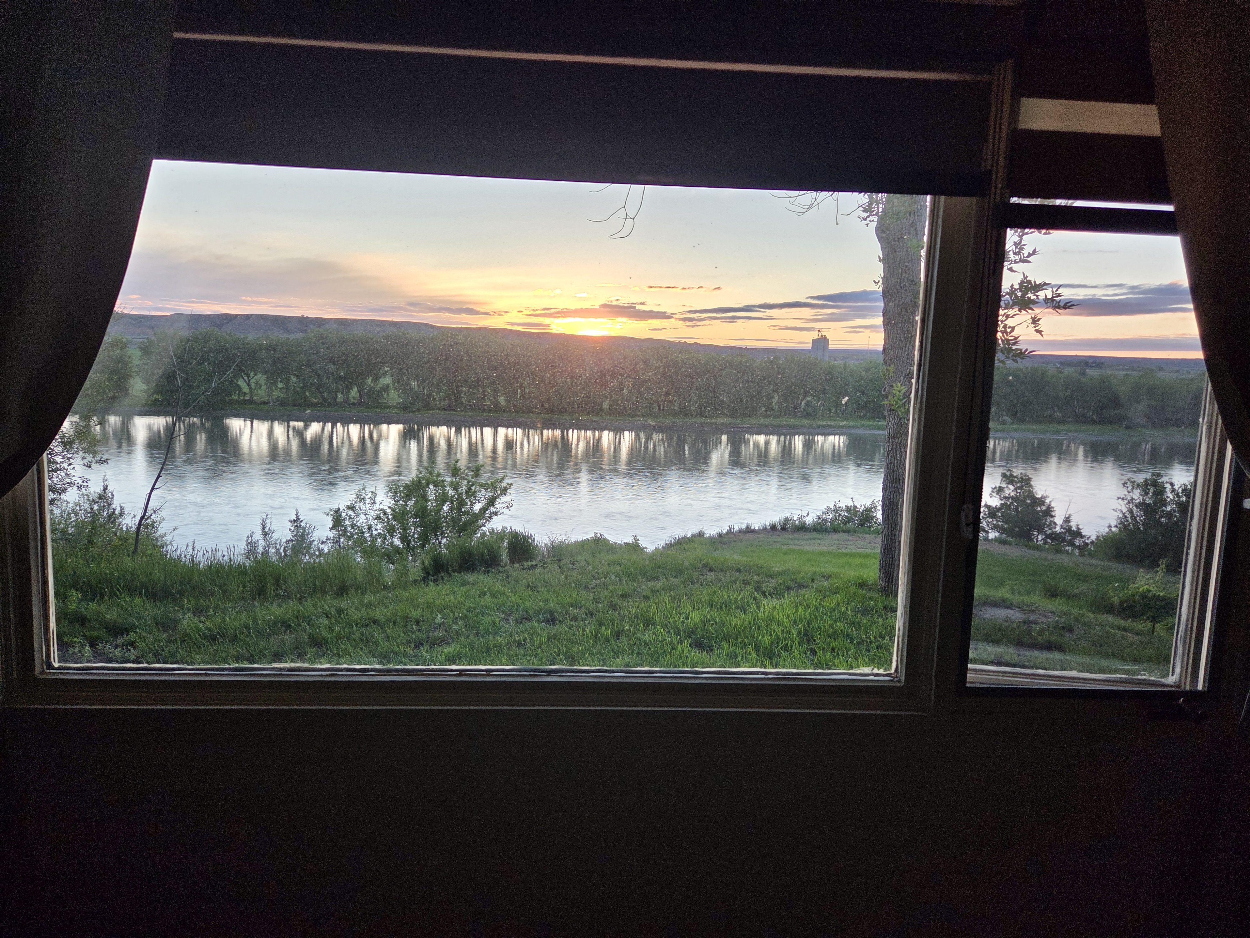 Riverfront Living on the Yellowstone River – Glendive, Montana 3 bed | – image 13