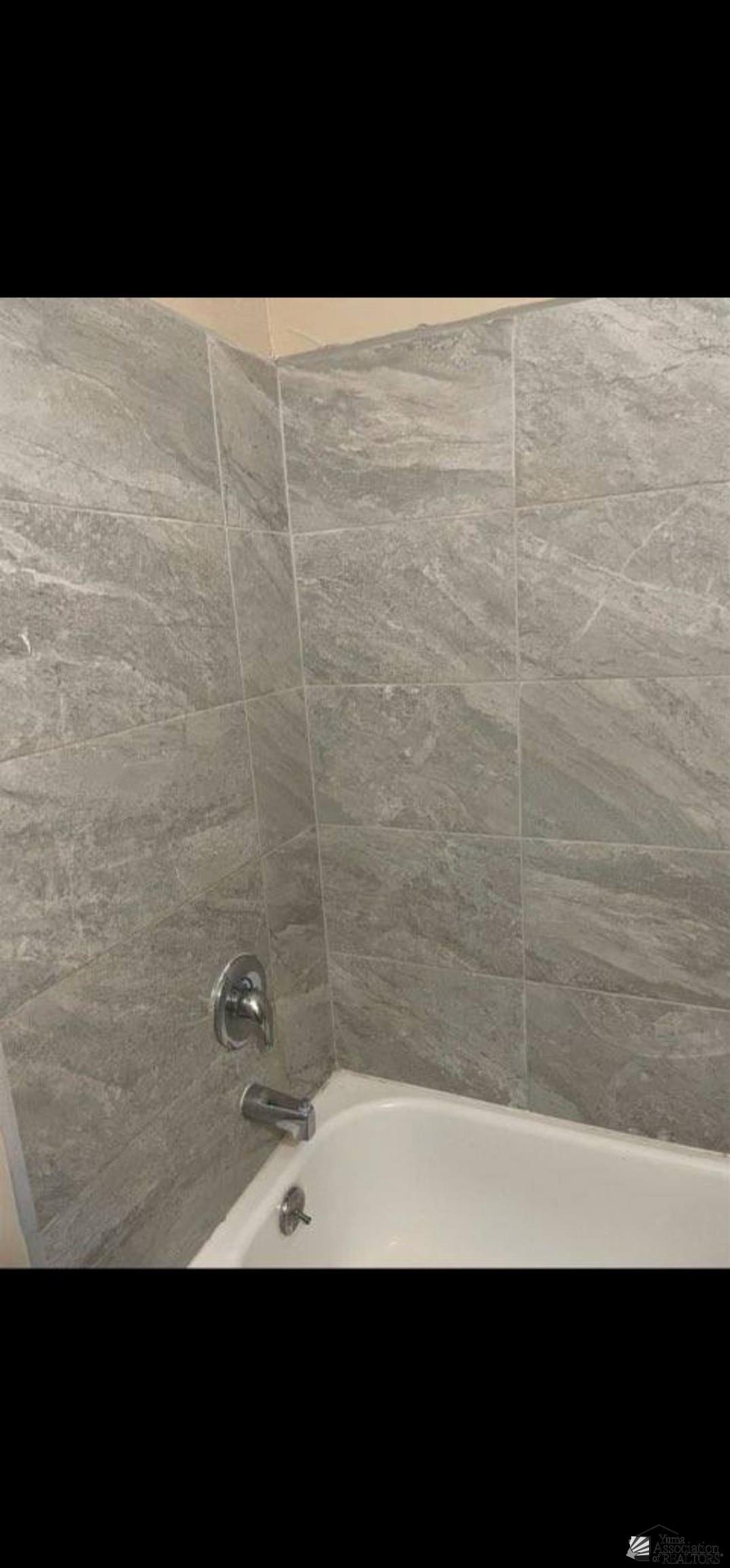 584 584 S AVE B, Yuma, Arizona, 85364, USA, 10 Bedrooms Bedrooms, ,5 BathroomsBathrooms,Residential,For Sale,584 S AVE B,20255543