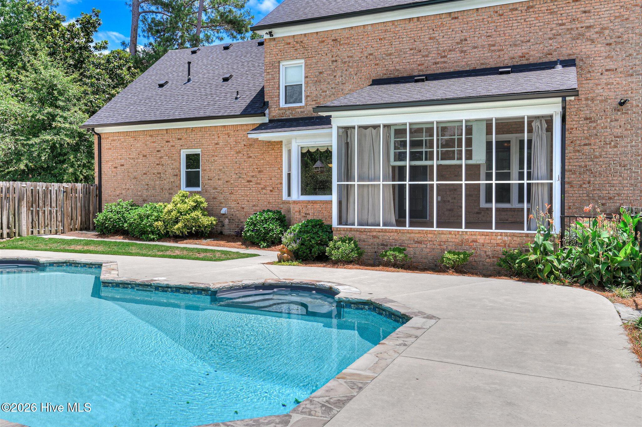 Welcome to this stunning brick home nestled on a quiet cul-de-sac in t – image 62