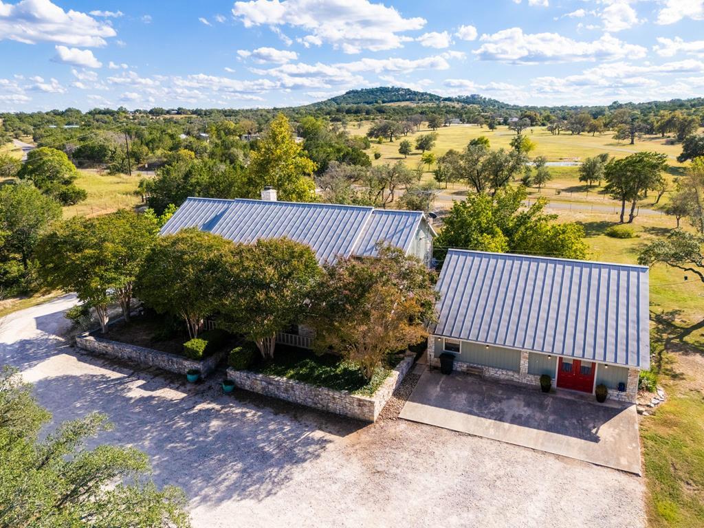 Unrestricted 3-acre property designed with homesteading & self-suffici – image 7