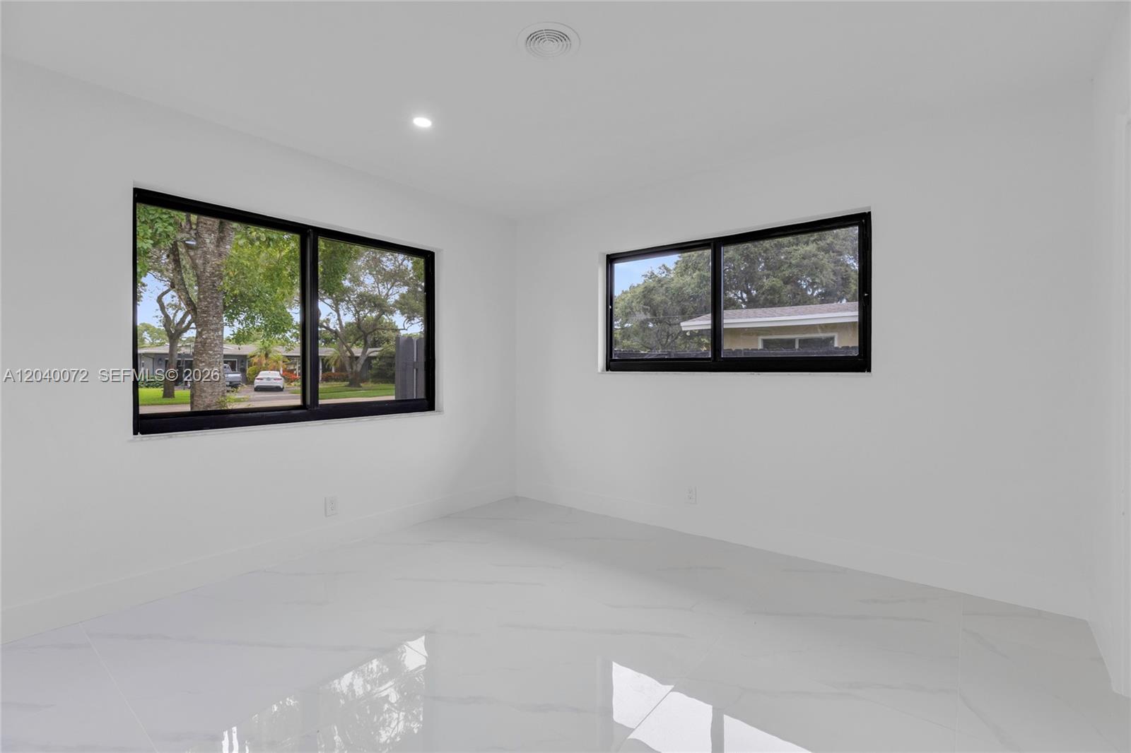 6940 6940 NW 6th St, Plantation, Florida, 33317, USA, 3 Bedrooms Bedrooms, ,2 BathroomsBathrooms,Residential,For Sale,6940 NW 6th St,A12040072