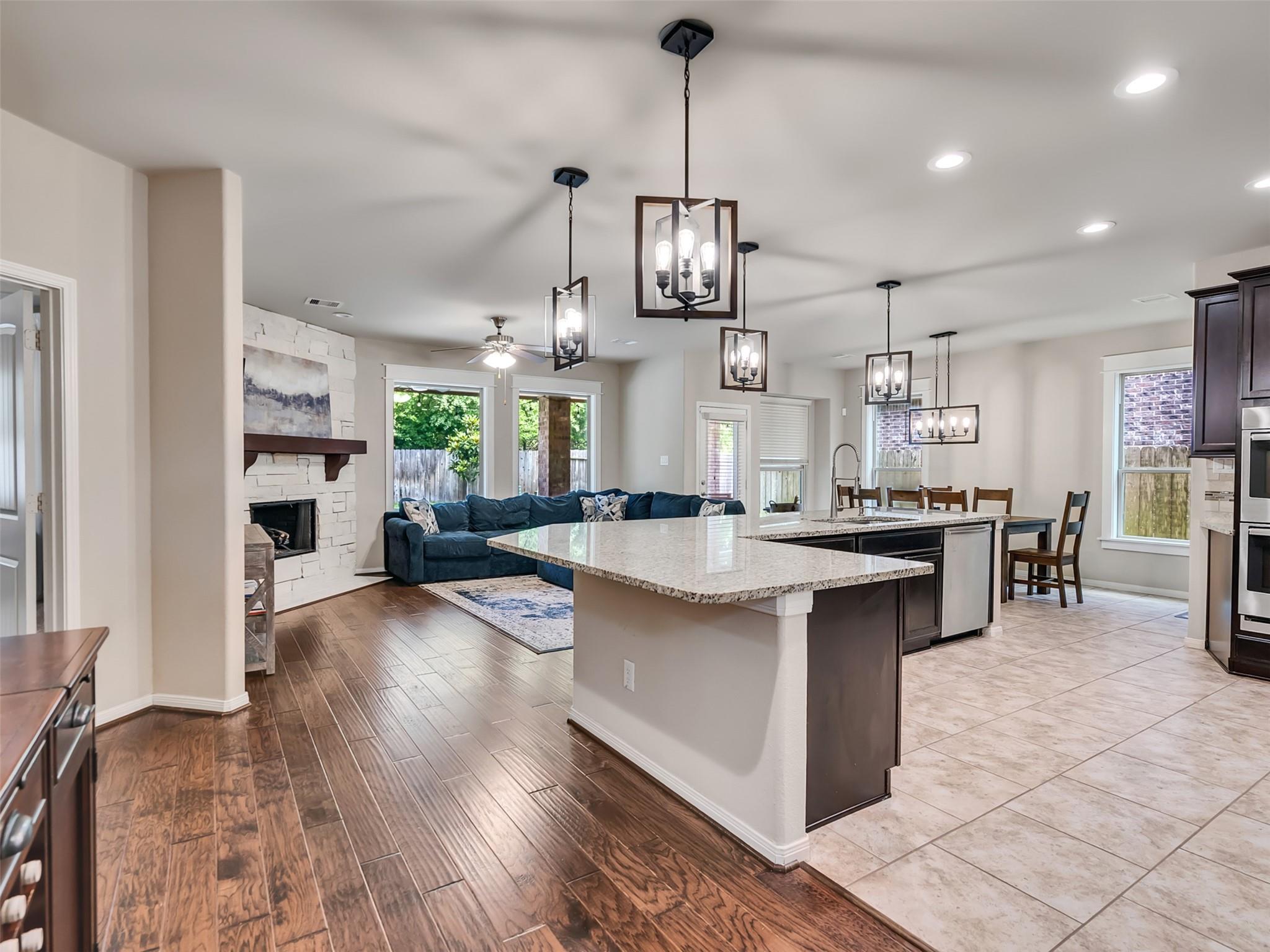 Nestled in a friendly community, this 4-bed, 3.5-bath home offers a pe – image 12