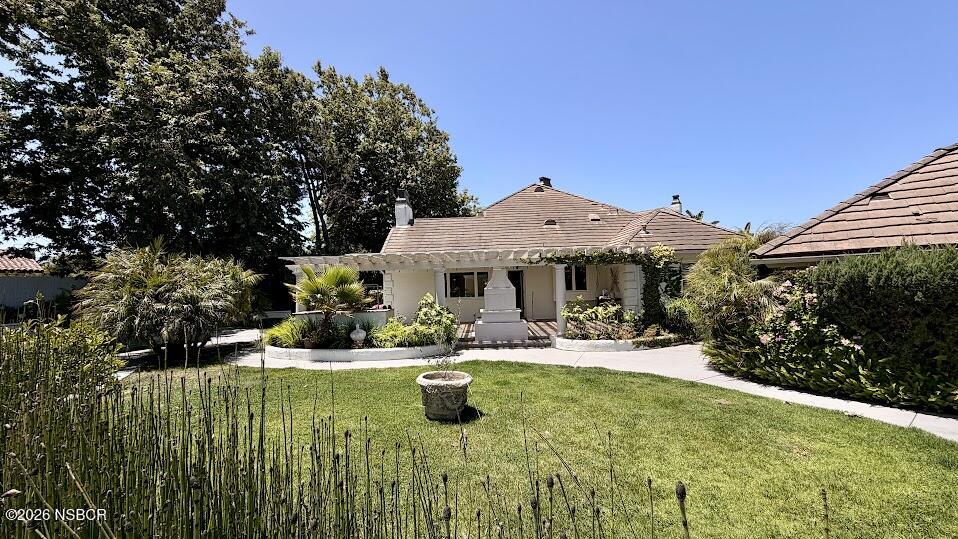 French Chateau... Stunning & Spectacular home. This is truly a special – image 72