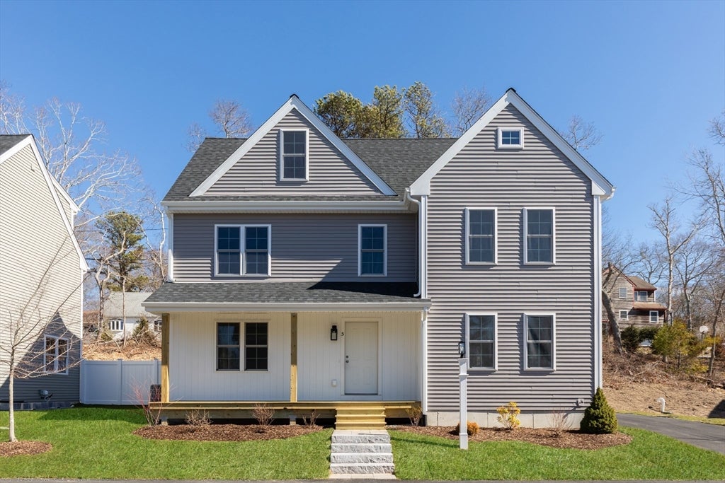 New is Nice! Beautifully done free standing home in Ocean Village a co – image 2