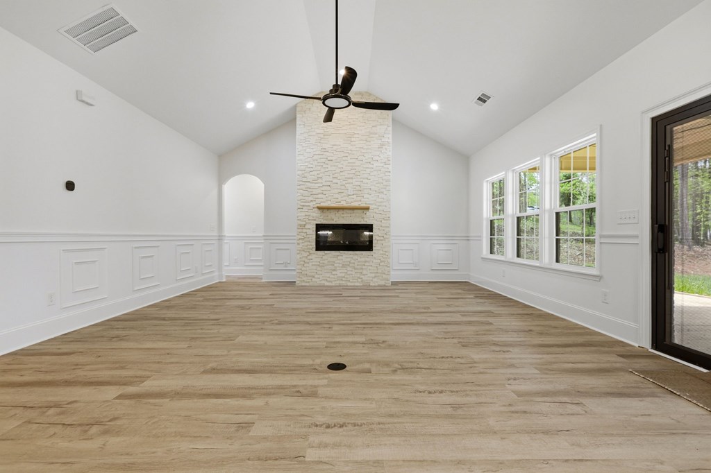 104 104 Canterbury Drive, Lagrange, Georgia, 30241, USA, 4 Bedrooms Bedrooms, ,3 BathroomsBathrooms,Residential,For Sale,104 Canterbury Drive,0e0982a4-cbf5-4364-b3be-4a1d93