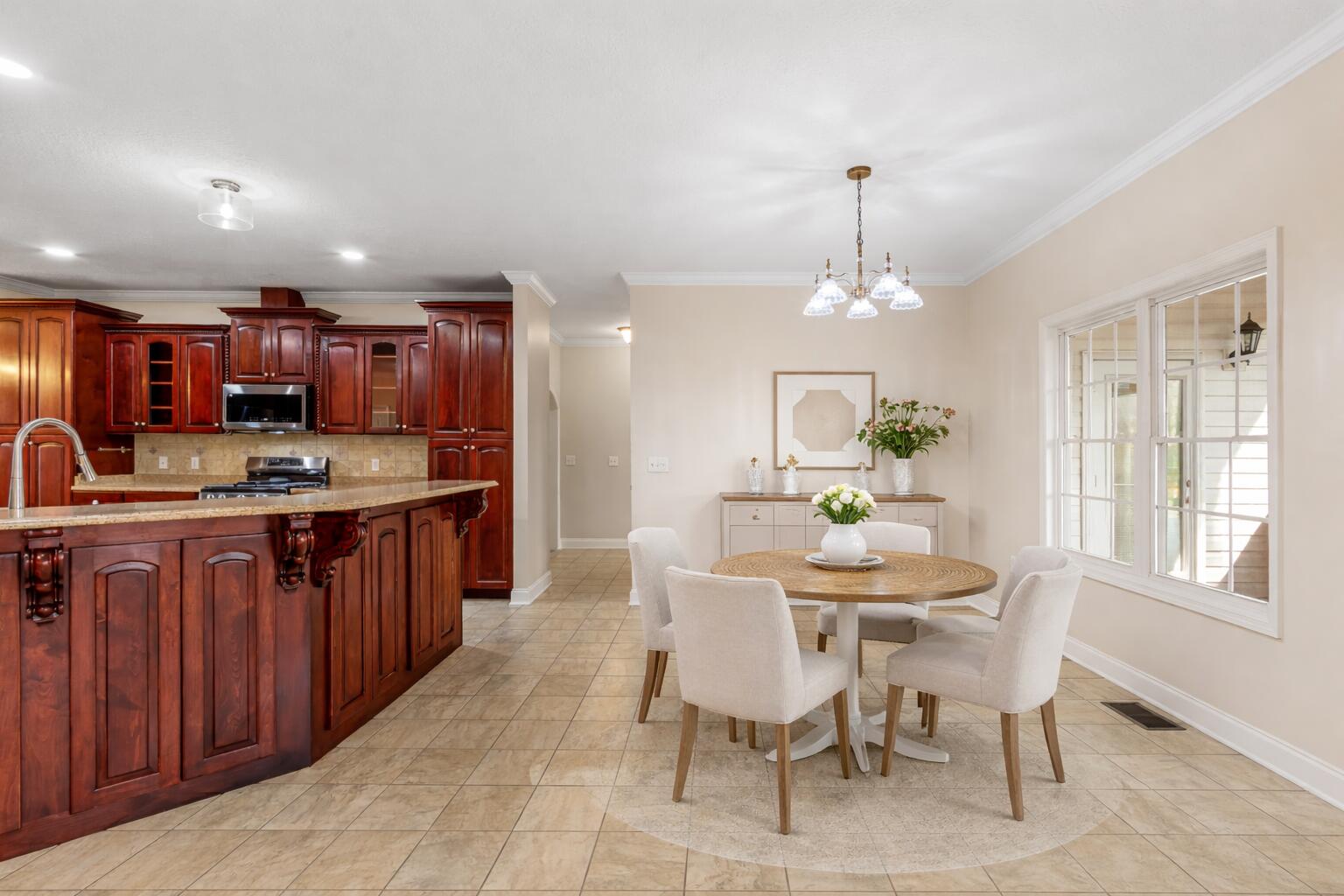 504 504 Lynnwood Drive, Athens, Tennessee, 37303, USA, 4 Bedrooms Bedrooms, ,4 BathroomsBathrooms,Residential,For Sale,504 Lynnwood Drive,20260134