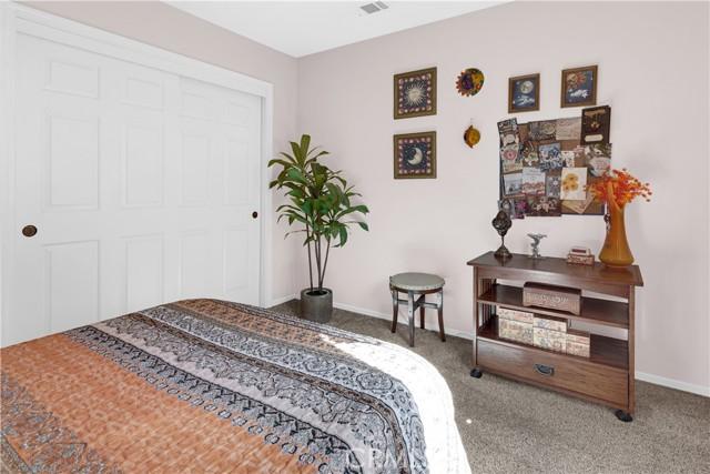 Charming, comfortable, and move-in readythis beautifully updated 3 bed – image 13