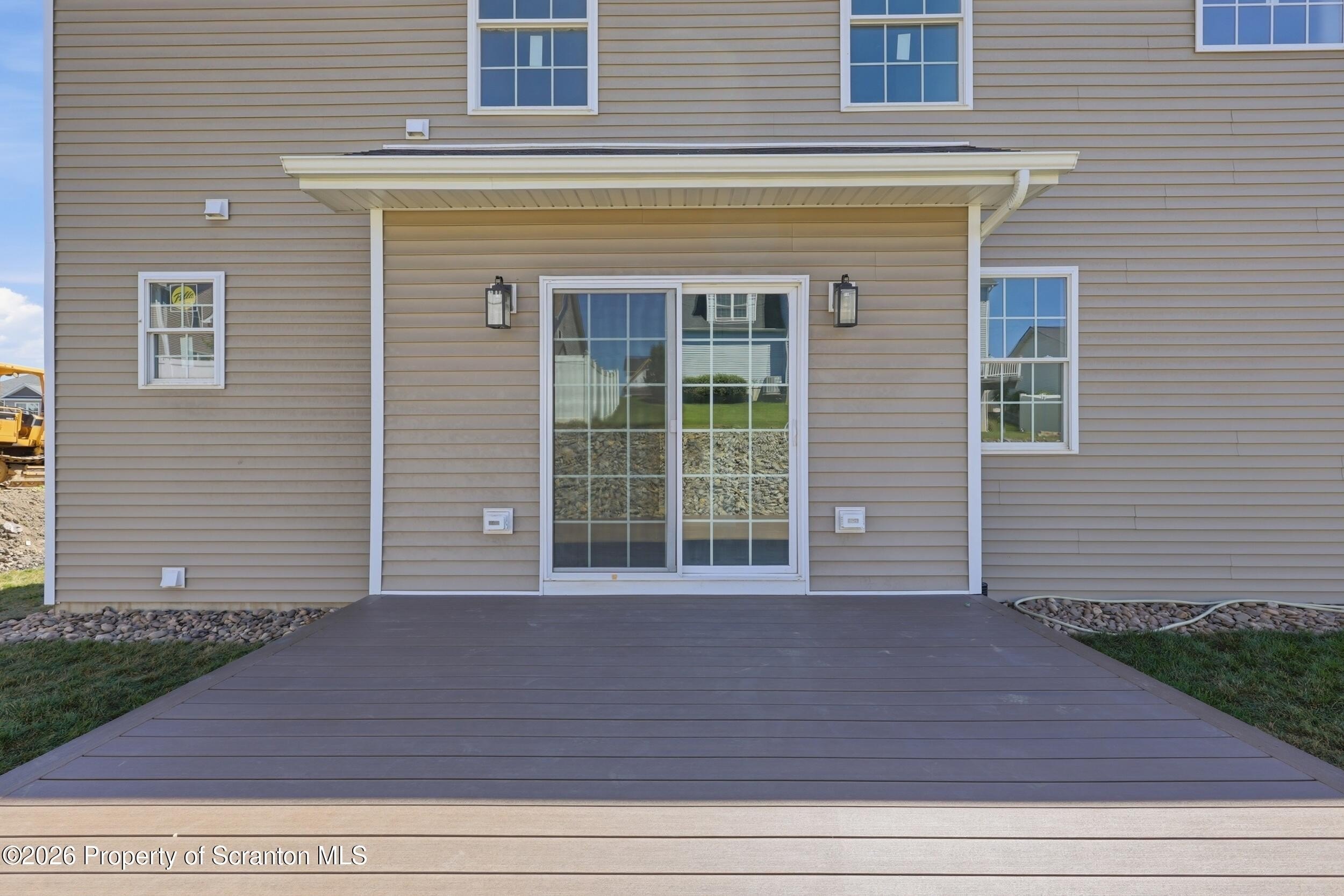 517 517 Poppy Lane, Moosic, Pennsylvania, 18507, USA, 4 Bedrooms Bedrooms, ,4 BathroomsBathrooms,Residential,For Sale,517 Poppy Lane,SC260366