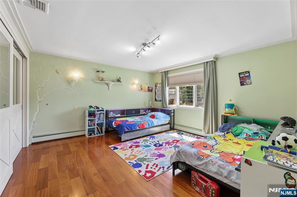 29-07 Fair Lawn Avenue, Fair Lawn, New Jersey, 07410, USA, 4 Bedrooms Bedrooms, ,4 BathroomsBathrooms,Residential,For Sale,29-07 Fair Lawn Avenue,26016016