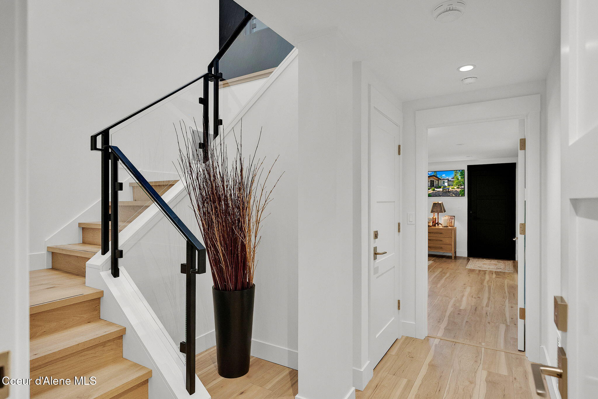 Lake front property with completely reimagined home, finished in 2024 – image 26