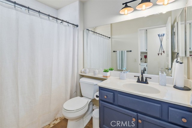 Beautiful move-in ready POOL home in the highly desirable Serenade Com – image 19