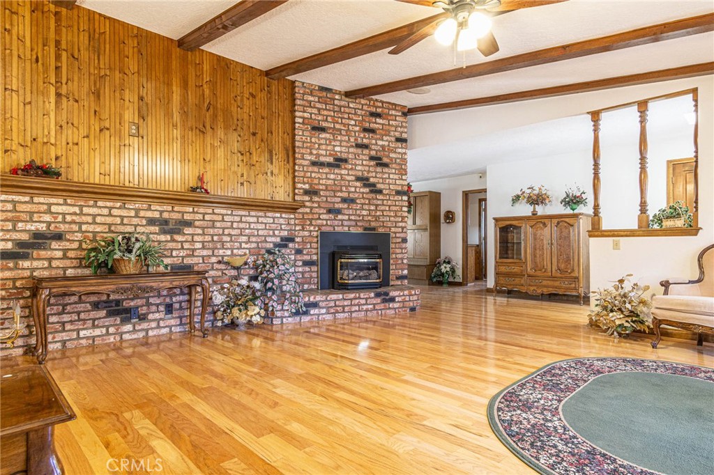Something is refreshing about a home that actually gives you room to b – image 8