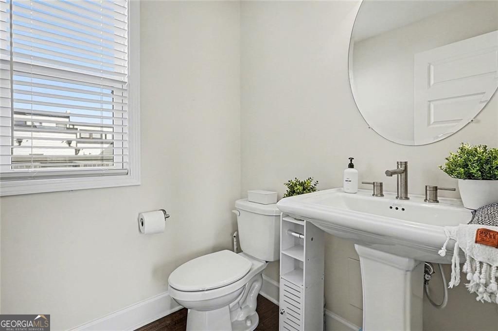 2201 2201 Croston Lane, Smyrna, Georgia, 30080, USA, 4 Bedrooms Bedrooms, ,5 BathroomsBathrooms,Residential,For Sale,2201 Croston Lane,10791308