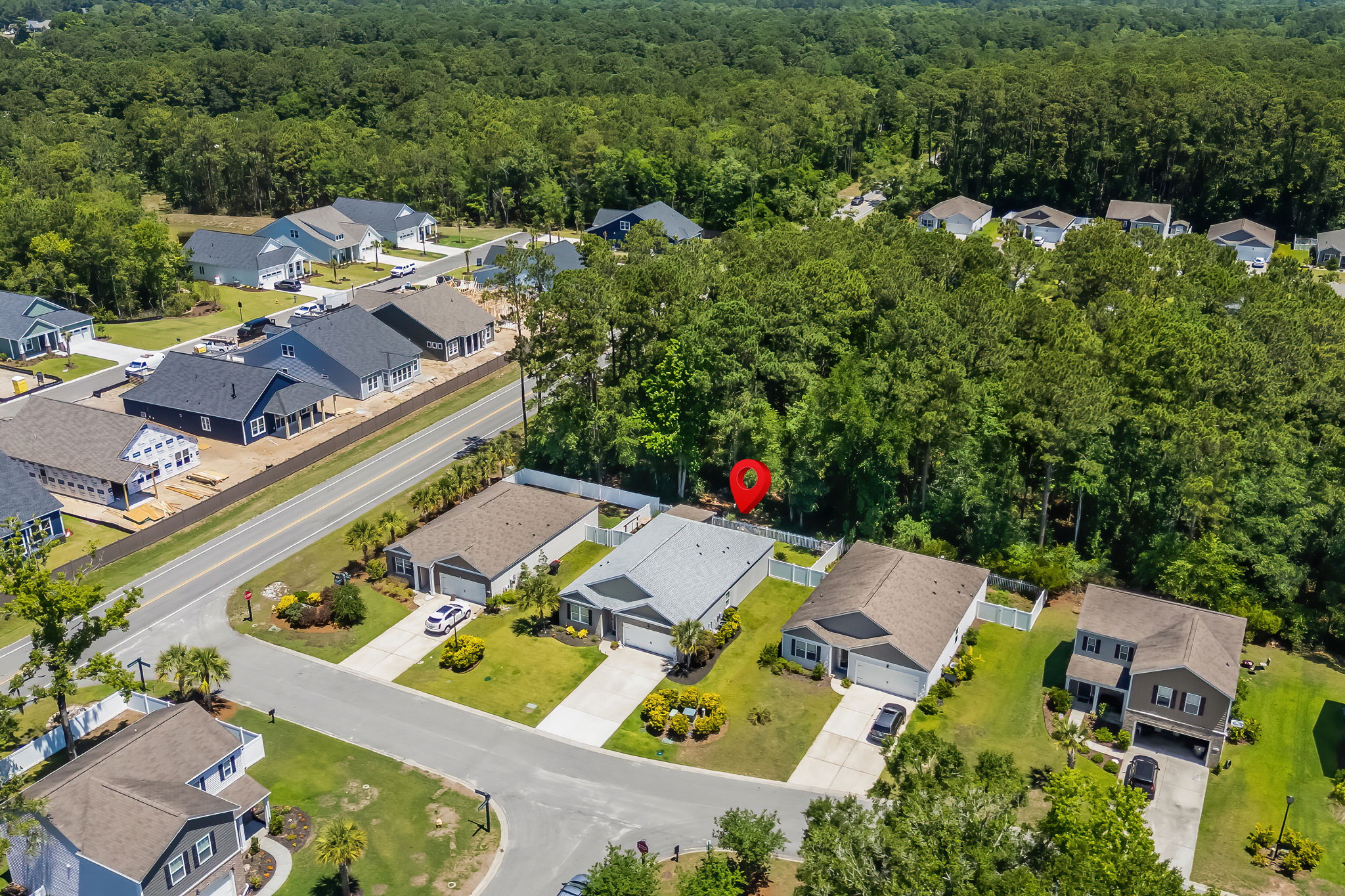 This is a beautifully maintained 4 BR/2BA one level, open concept ranc – image 51