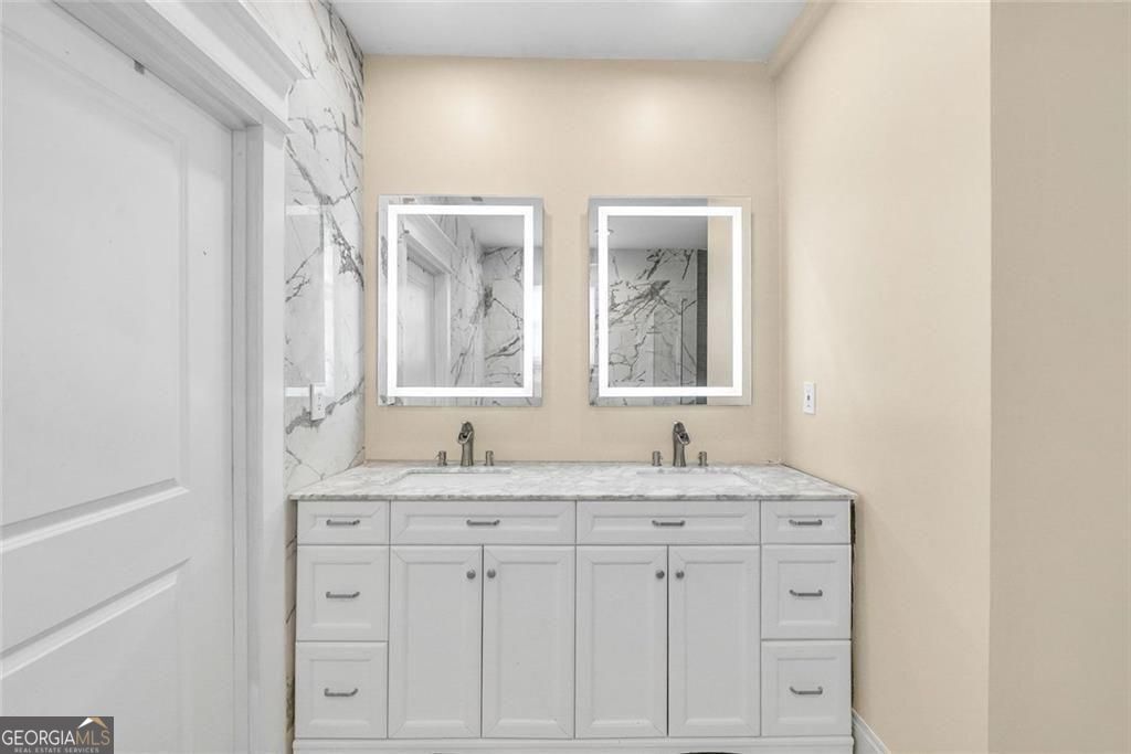Modern living meets smart investment in the sought-after Tributary at – image 29