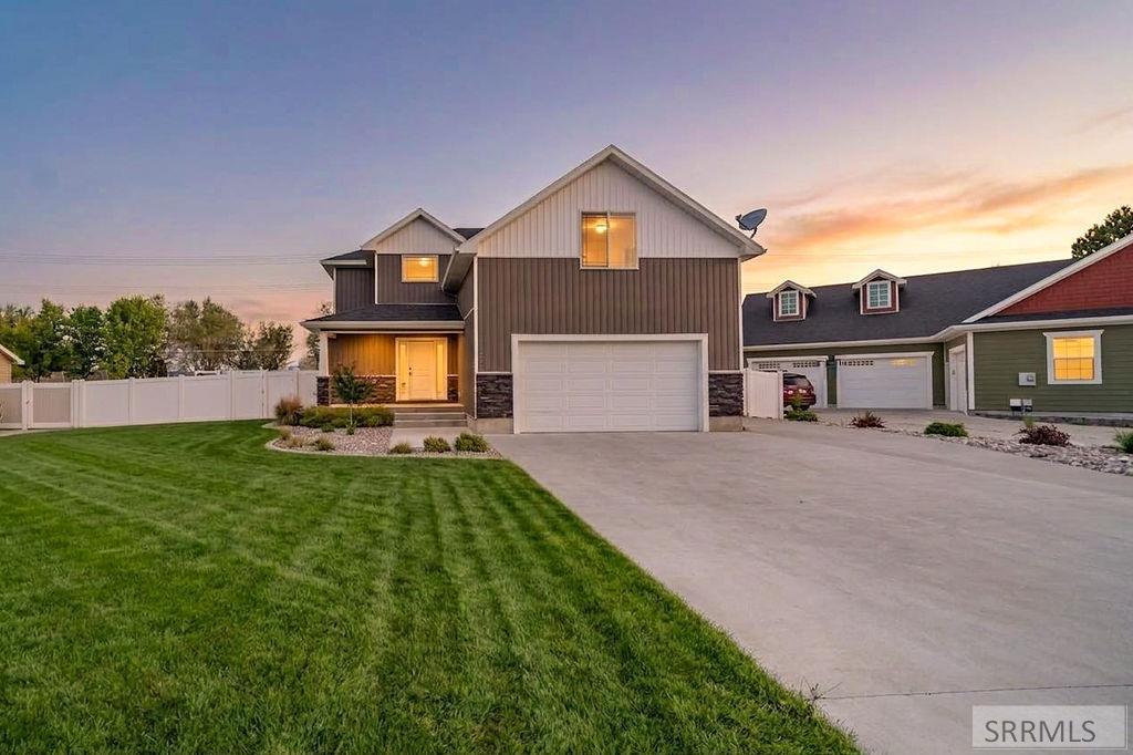 4230 4230 Rockingham Circle, IDAHO FALLS, Idaho, 83404, USA, 4 Bedrooms Bedrooms, ,4 BathroomsBathrooms,Residential,For Sale,4230 Rockingham Circle,2186333