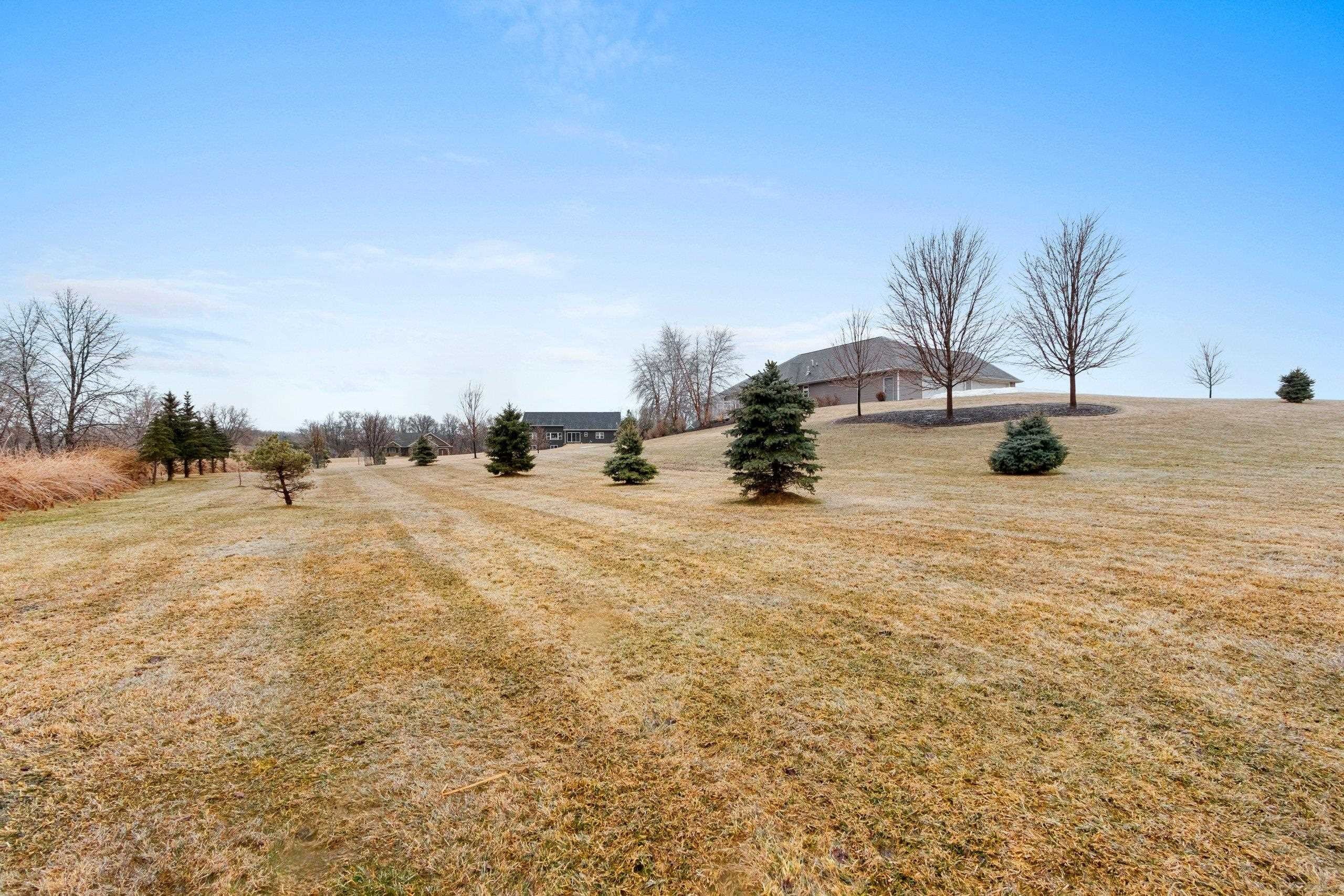 2875 2875 STONE CREEK Circle, SUAMICO, Wisconsin, 54313-9107, USA, 5 Bedrooms Bedrooms, ,4 BathroomsBathrooms,Residential,For Sale,2875 STONE CREEK Circle,7251169f-7e5c-4250-b469-36489d