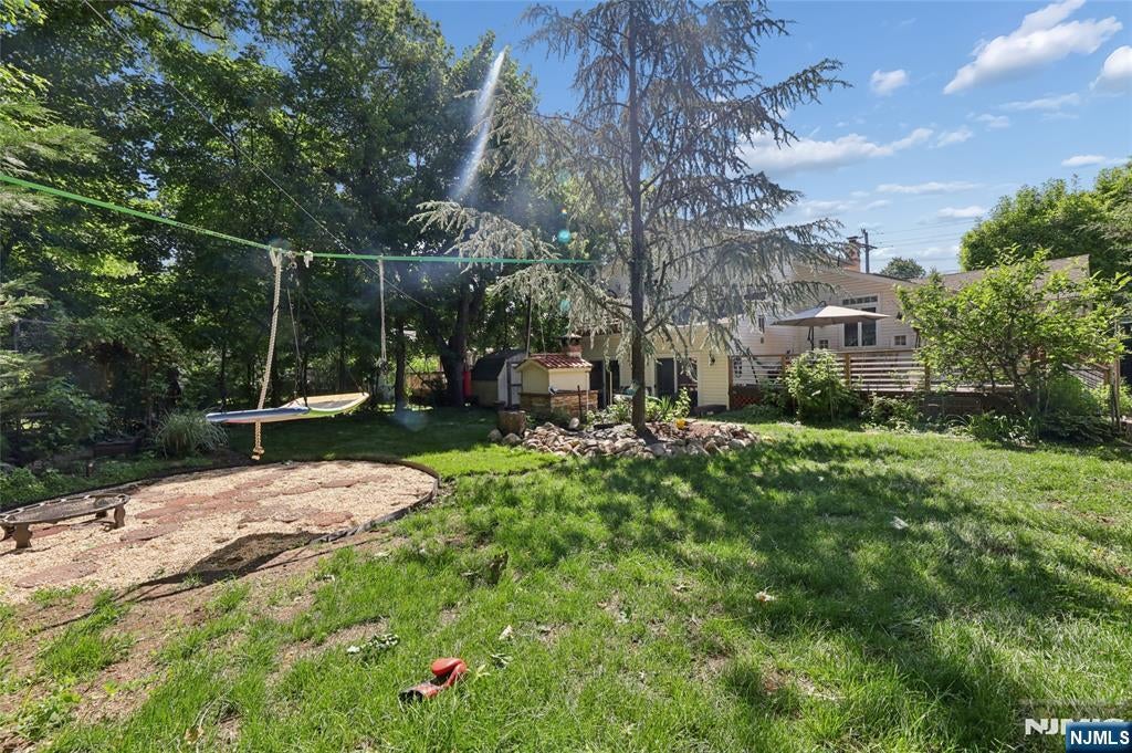 29-07 Fair Lawn Avenue, Fair Lawn, New Jersey, 07410, USA, 4 Bedrooms Bedrooms, ,4 BathroomsBathrooms,Residential,For Sale,29-07 Fair Lawn Avenue,26016016