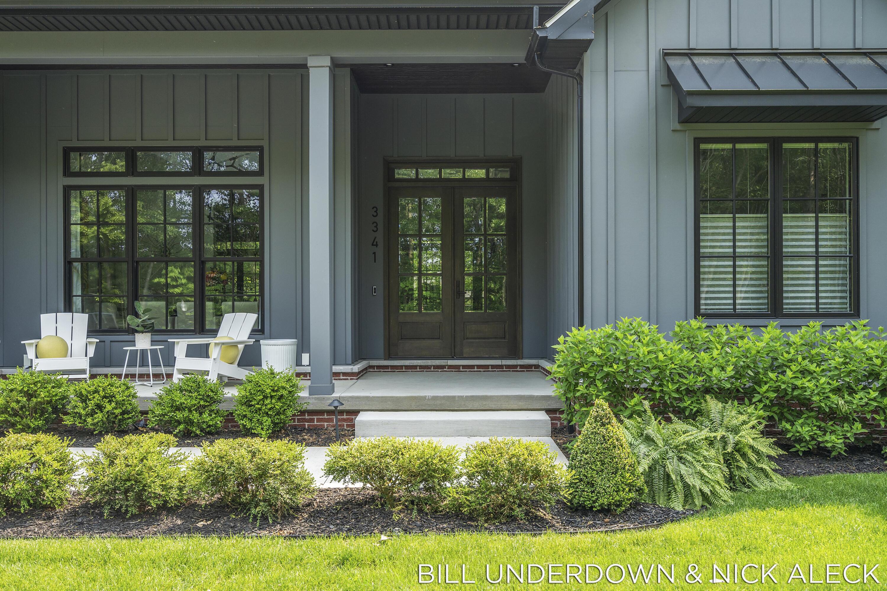 Behind the private gates of Gaslight Estates sits this exceptional, cu – image 41