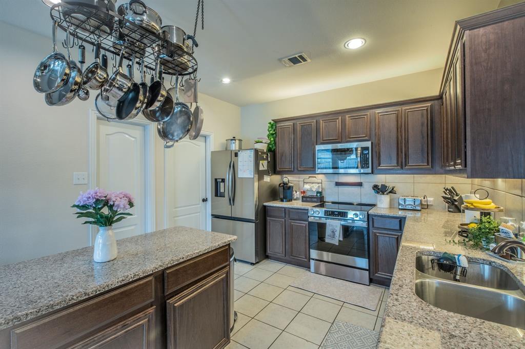 441 441 Rockaway Drive, Midlothian, Texas, 76065, USA, 4 Bedrooms Bedrooms, ,3 BathroomsBathrooms,Residential,For Sale,441 Rockaway Drive,69fd7085-f57c-4229-a72e-6a1202