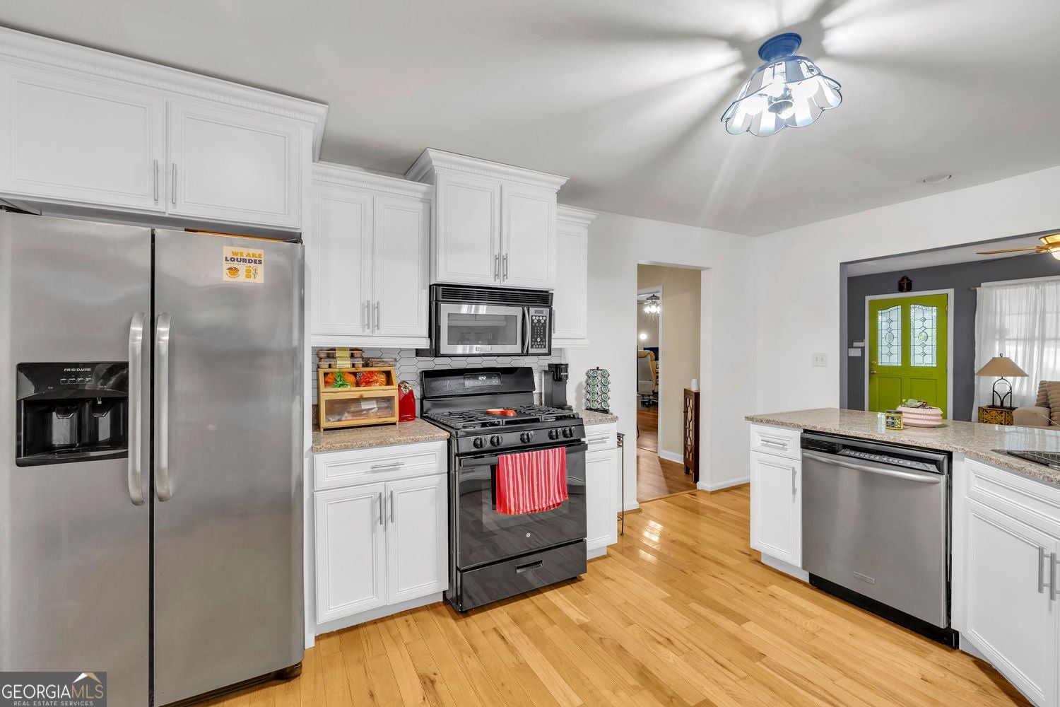 Come see this Grant Park Bungalow KITCHEN. LIVING ROOM AND BEDROOM/OFF – image 5