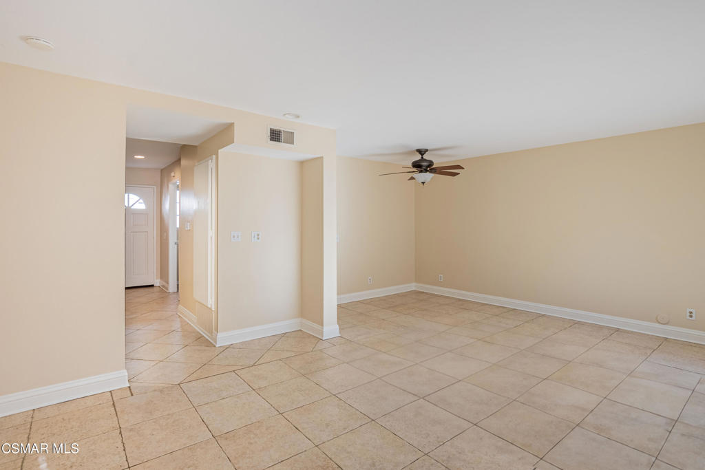 Rarely available two-bedroom ensuite in the desirable Coventry Court c – image 4
