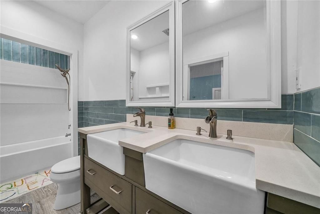 Modern living meets smart investment in the sought-after Tributary at – image 36