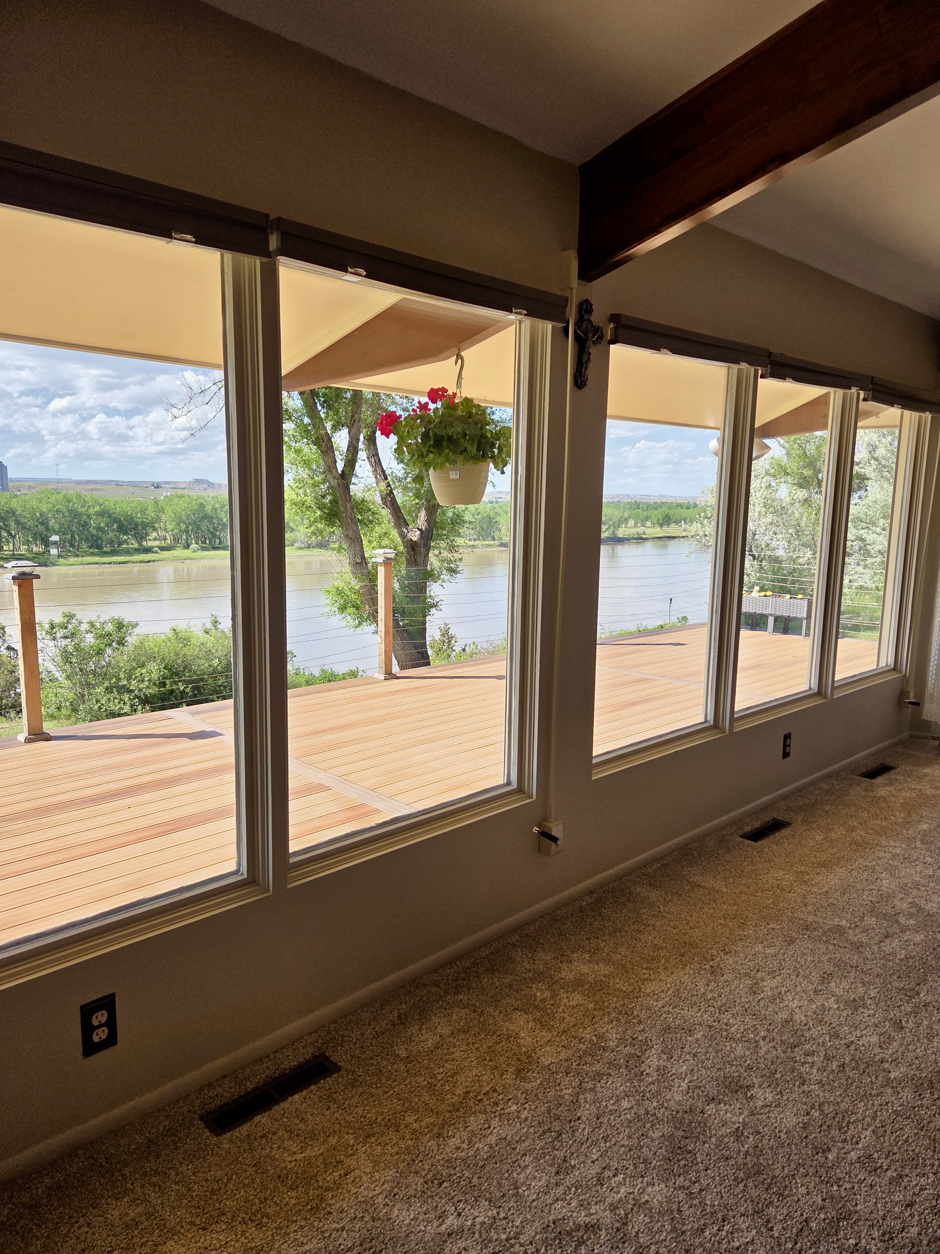2 2 Fairgrounds Road, Glendive, Montana, 59330, USA, 3 Bedrooms Bedrooms, ,3 BathroomsBathrooms,Residential,For Sale,2 Fairgrounds Road,409049