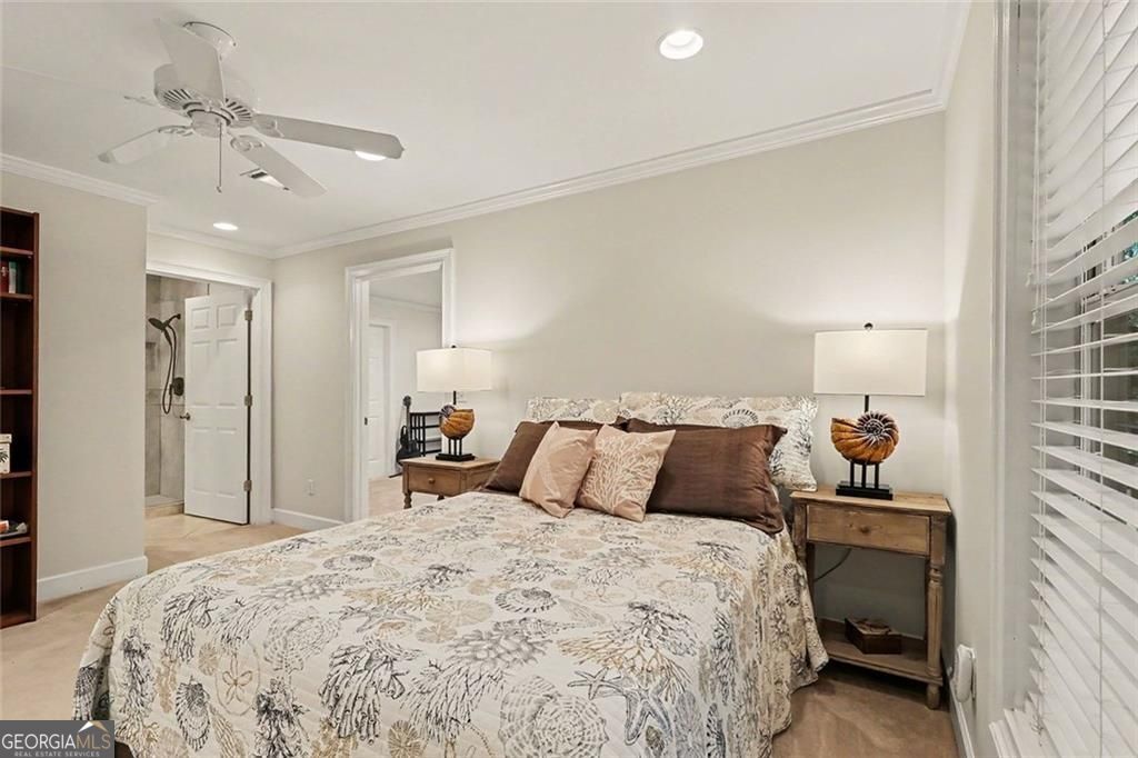 Welcome to this stunning home in beautiful Grayson, Georgia. Professio – image 43