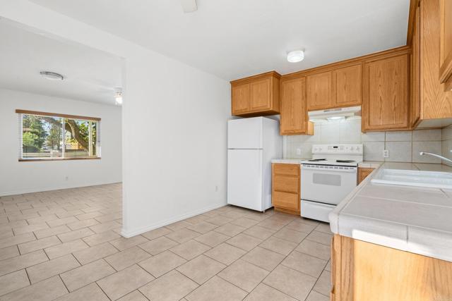 549 549 D St., Ramona, California, 92065, USA, 6 Bedrooms Bedrooms, ,3 BathroomsBathrooms,Residential,For Sale,549 D St.,NDP2600868