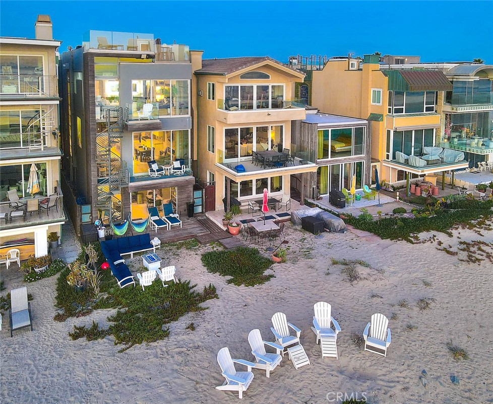 99 99 A Surfside, Surfside, California, 90743, USA, 4 Bedrooms Bedrooms, ,4 BathroomsBathrooms,Residential,For Sale,99 A Surfside,CV26025098