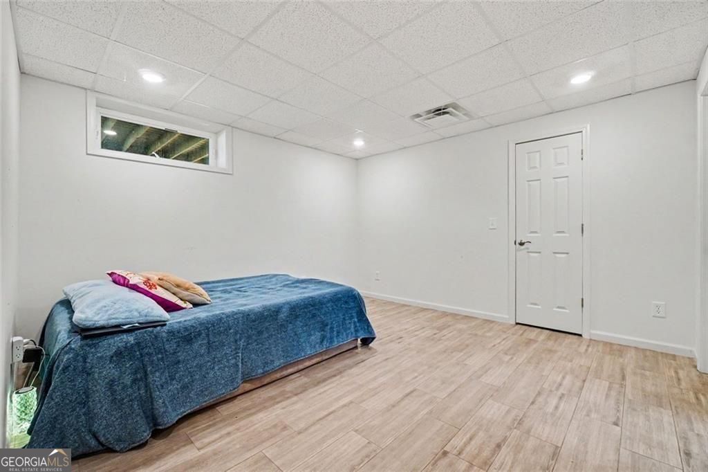 489 Broadstone Way in Brookstone III offers 7 bedrooms and 5 baths, in – image 26